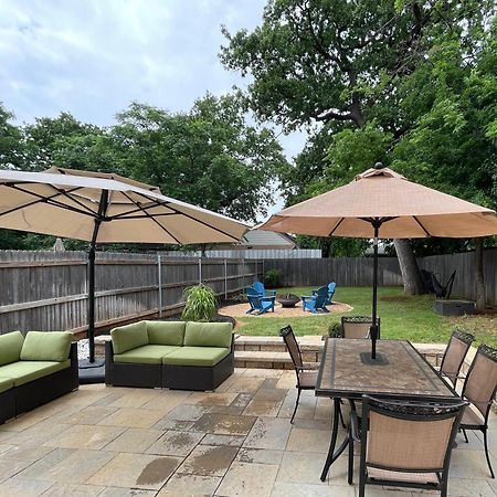 Stylish Townhome Near At&T Stadium, Globe Life, Six Flags & More Arlington Eksteriør billede