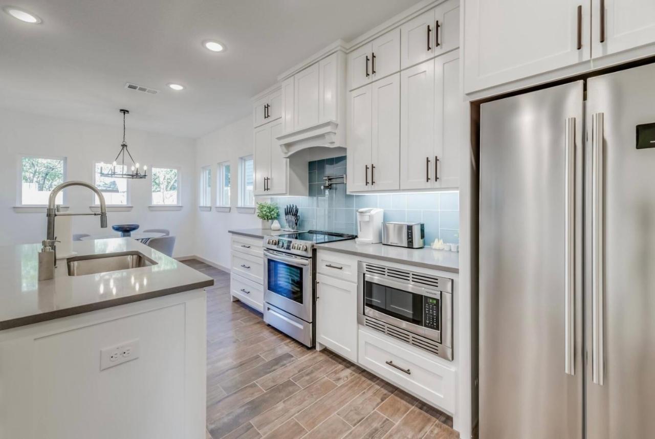 Stylish Townhome Near At&T Stadium, Globe Life, Six Flags & More Arlington Eksteriør billede