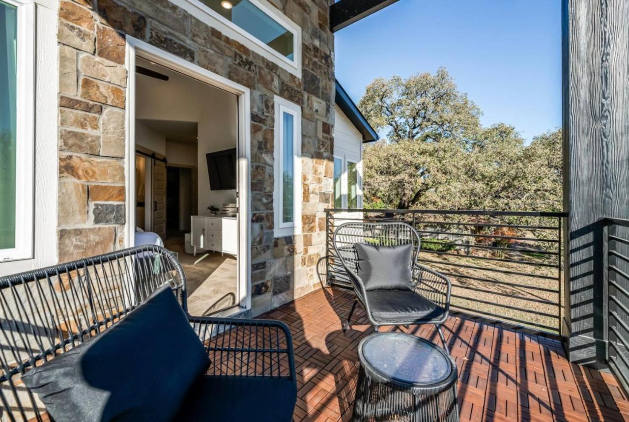 Stylish Townhome Near At&T Stadium, Globe Life, Six Flags & More Arlington Eksteriør billede